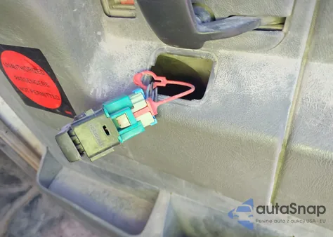 2017 Chevrolet Express 2500 Work Van z USA, uszkodzony, nr VIN 1GCWGAF1XH1195655